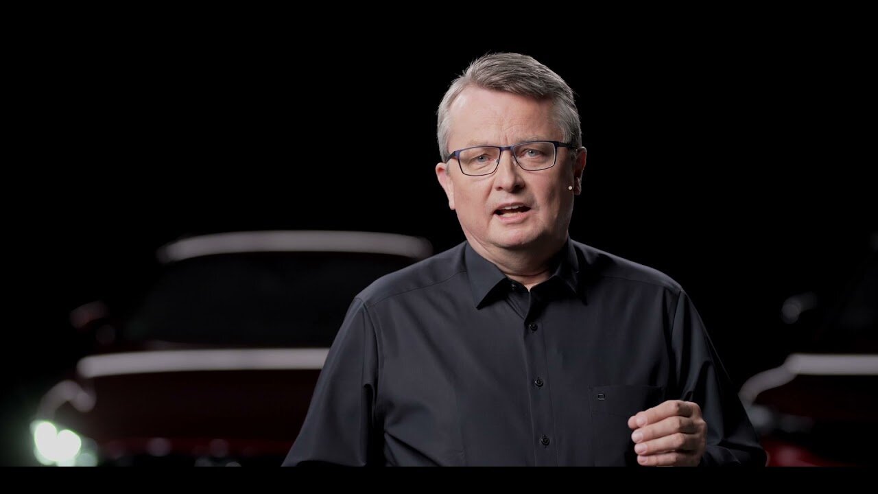 Thank you Mazda for trusting me as your new Spanish  corporate voice! Nueva campa&ntilde;a de Mazda con narraci&oacute;n corporativa. https://youtu.be/r_ZW8SaXAPU