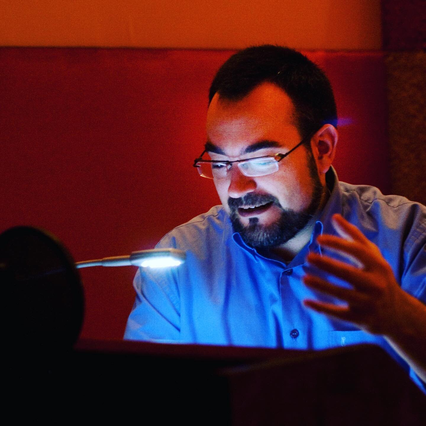 &iexcl;&iexcl;&iexcl;Estrenando nueva cuenta profesional!!! A partir de ahora, s&iacute;gueme en la nueva para estar al d&iacute;a de mis novedades profesionales.